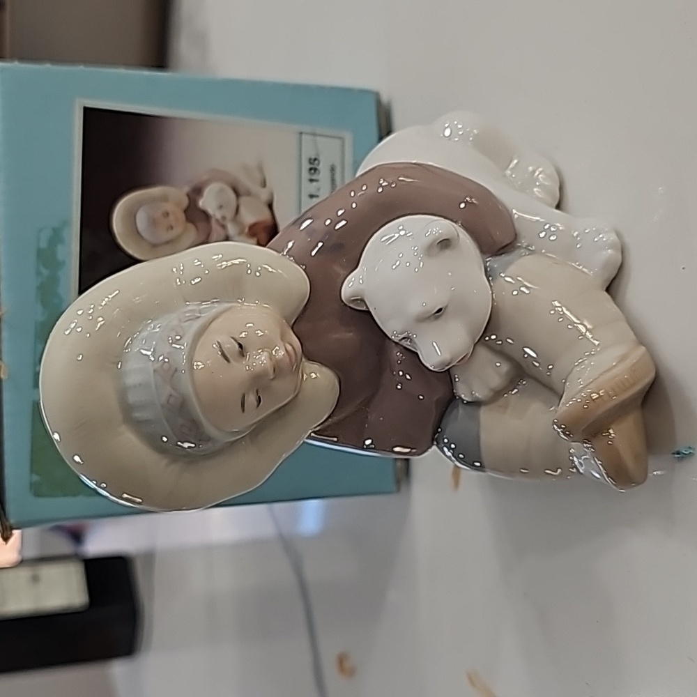 Lladro Eskimo